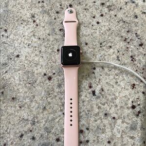 Apple Watch SERIES 3 with Light Pink Strap